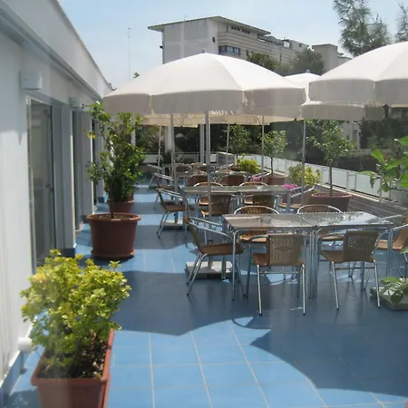 Dei Pini 酒店 安德里亚