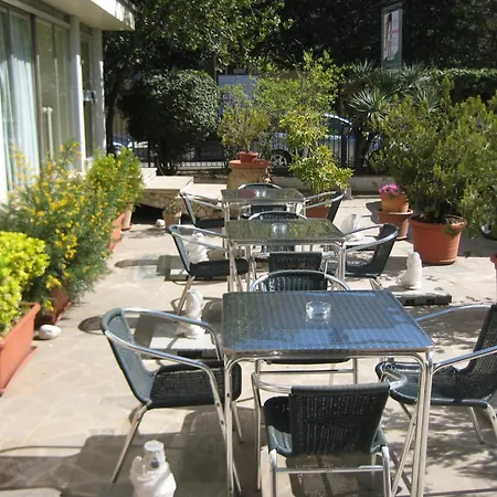 Dei Pini אנדריה