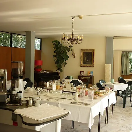 מלון Dei Pini 3*