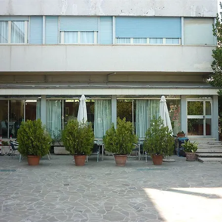 מלון Dei Pini 3*