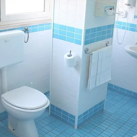 Dei Pini אנדריה